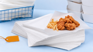 กระดาษรองอาหาร Food Grade วางรองของทอด — ปัจจัยที่ทำให้ราคาแพงขึ้น